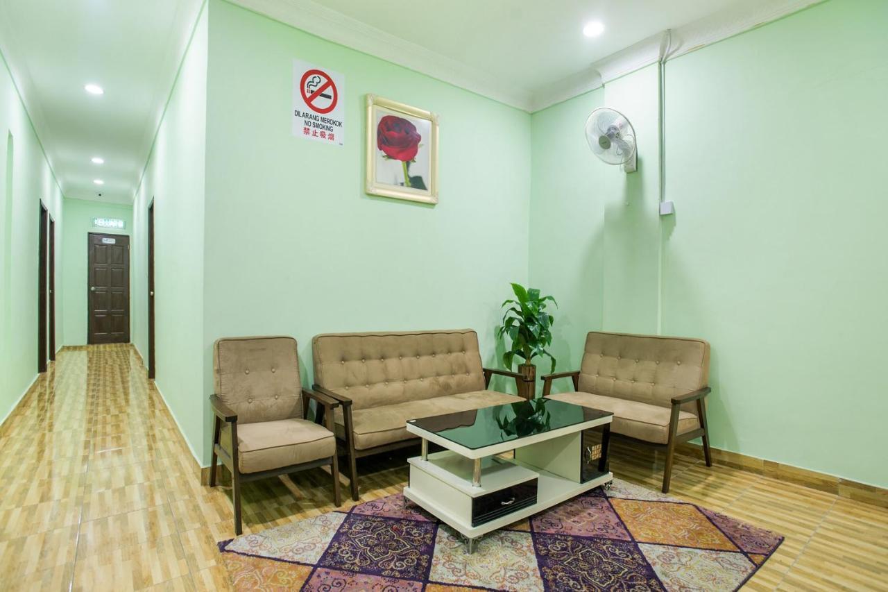 Oyo 89712 Grand Inn Semporna Exteriér fotografie