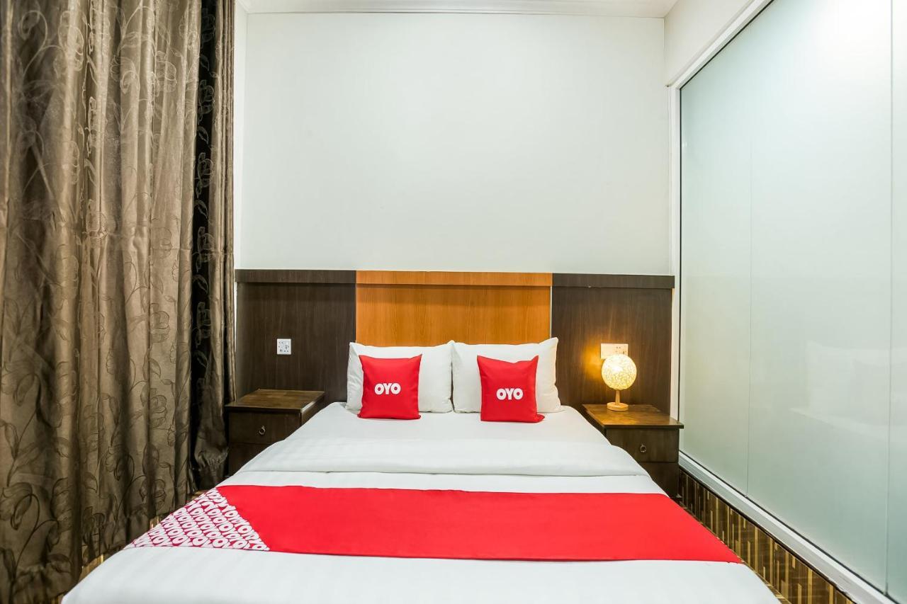 Oyo 89712 Grand Inn Semporna Exteriér fotografie